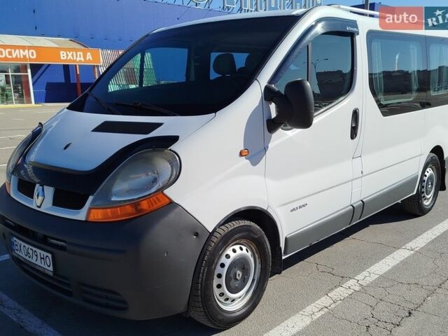 Білий Рено Трафік, об'ємом двигуна 1.87 л та пробігом 303 тис. км за 7600 $, фото 2 на Automoto.ua