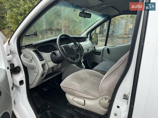 Білий Рено Трафік, об'ємом двигуна 1.87 л та пробігом 475 тис. км за 5500 $, фото 8 на Automoto.ua