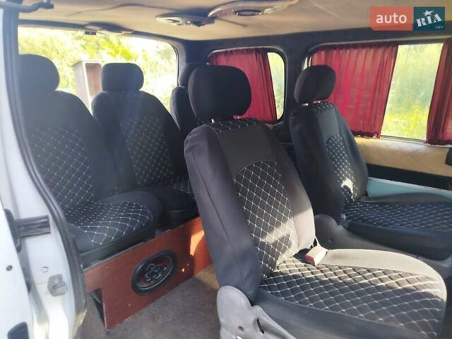 Білий Рено Трафік, об'ємом двигуна 1.87 л та пробігом 380 тис. км за 5200 $, фото 6 на Automoto.ua