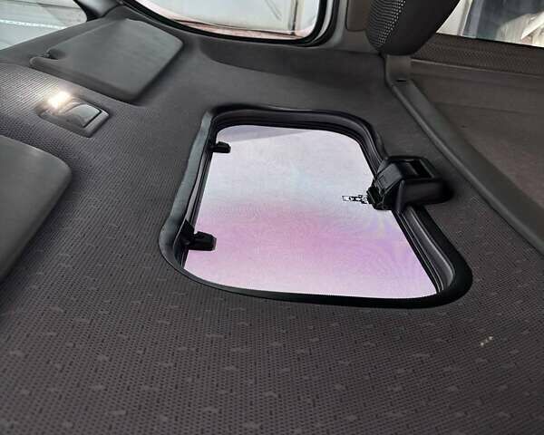 Белый Рено Трафик, объемом двигателя 0 л и пробегом 475 тыс. км за 5400 $, фото 12 на Automoto.ua