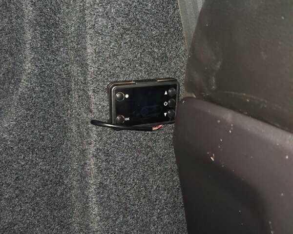 Білий Рено Трафік, об'ємом двигуна 1.87 л та пробігом 260 тис. км за 8200 $, фото 14 на Automoto.ua