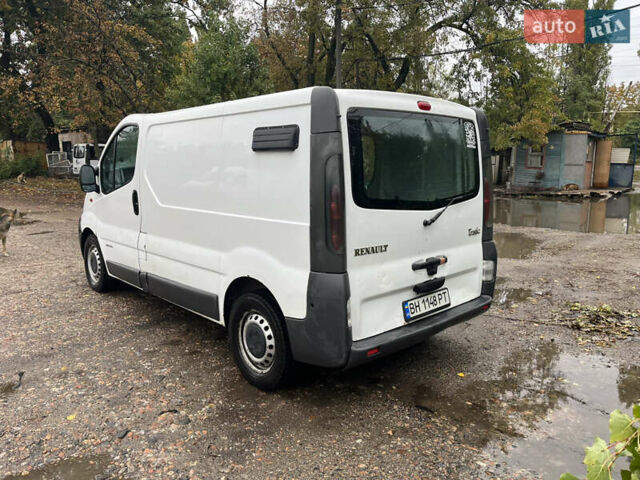 Білий Рено Трафік, об'ємом двигуна 1.87 л та пробігом 475 тис. км за 5500 $, фото 4 на Automoto.ua