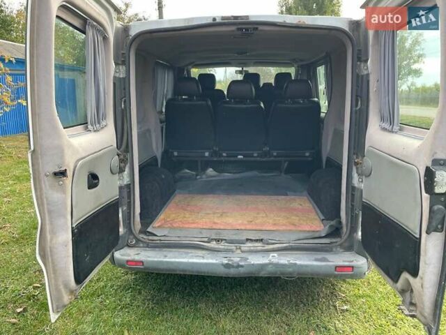 Белый Рено Трафик, объемом двигателя 1.87 л и пробегом 353 тыс. км за 4800 $, фото 7 на Automoto.ua