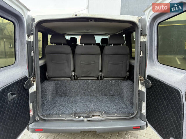 Белый Рено Трафик, объемом двигателя 1.9 л и пробегом 437 тыс. км за 8000 $, фото 50 на Automoto.ua