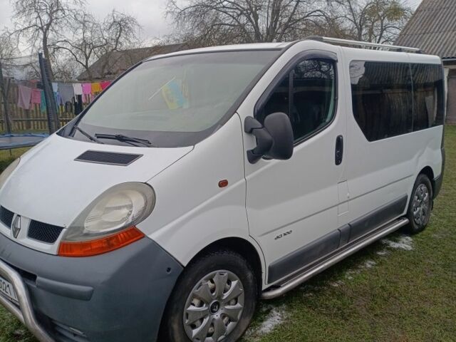 Білий Рено Трафік, об'ємом двигуна 1.9 л та пробігом 352 тис. км за 7500 $, фото 4 на Automoto.ua