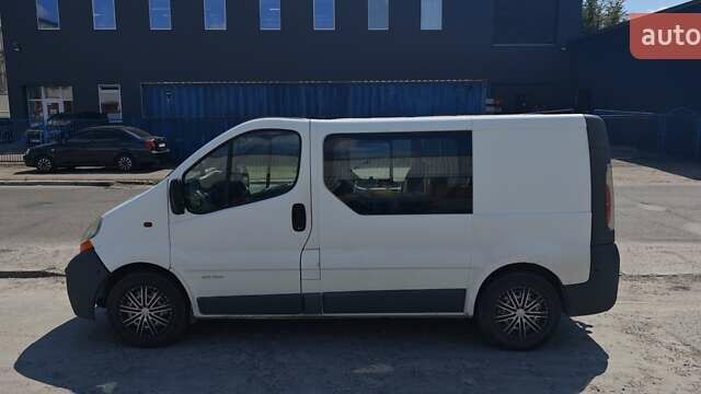 Білий Рено Трафік, об'ємом двигуна 1.9 л та пробігом 316 тис. км за 6000 $, фото 3 на Automoto.ua