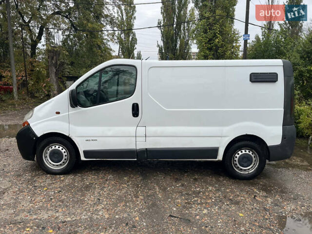 Білий Рено Трафік, об'ємом двигуна 1.87 л та пробігом 475 тис. км за 5500 $, фото 3 на Automoto.ua