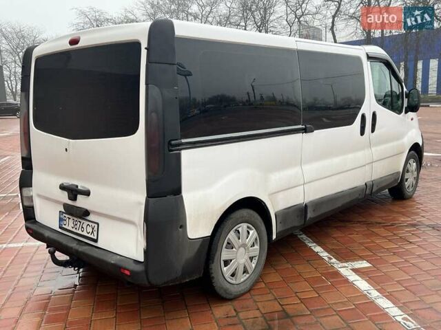 Белый Рено Трафик, объемом двигателя 1.9 л и пробегом 440 тыс. км за 5700 $, фото 10 на Automoto.ua
