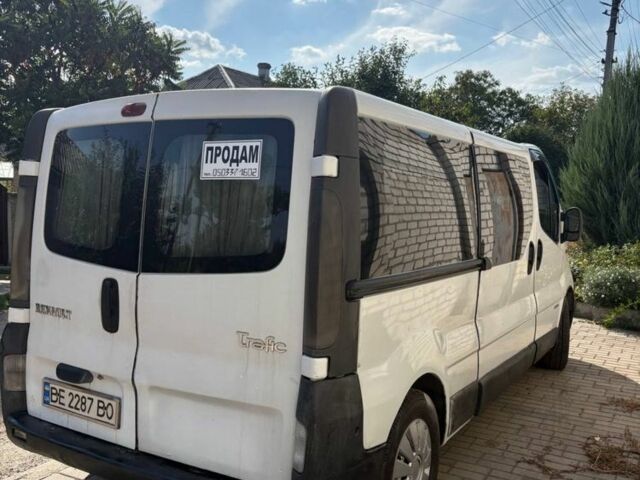 Білий Рено Трафік, об'ємом двигуна 1.9 л та пробігом 350 тис. км за 6500 $, фото 2 на Automoto.ua