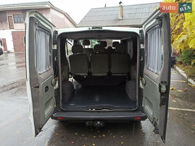Белый Рено Трафик, объемом двигателя 1.9 л и пробегом 300 тыс. км за 7100 $, фото 20 на Automoto.ua