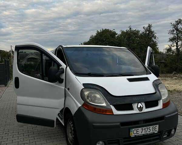 Белый Рено Трафик, объемом двигателя 2.5 л и пробегом 457 тыс. км за 7000 $, фото 20 на Automoto.ua