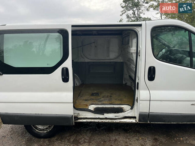 Білий Рено Трафік, об'ємом двигуна 1.87 л та пробігом 475 тис. км за 5500 $, фото 6 на Automoto.ua