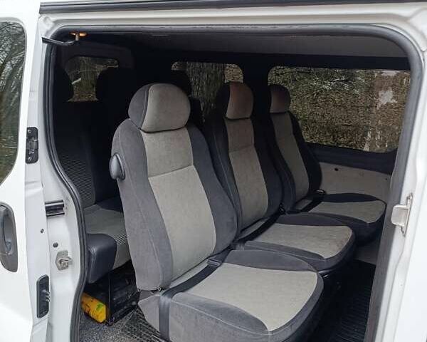 Белый Рено Трафик, объемом двигателя 1.9 л и пробегом 305 тыс. км за 8300 $, фото 9 на Automoto.ua