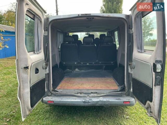 Белый Рено Трафик, объемом двигателя 1.87 л и пробегом 353 тыс. км за 4800 $, фото 5 на Automoto.ua