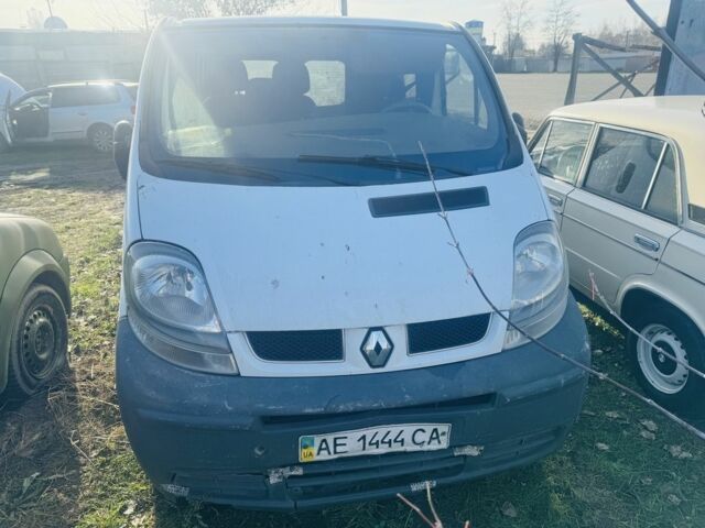 Білий Рено Трафік, об'ємом двигуна 1.9 л та пробігом 200 тис. км за 3700 $, фото 1 на Automoto.ua