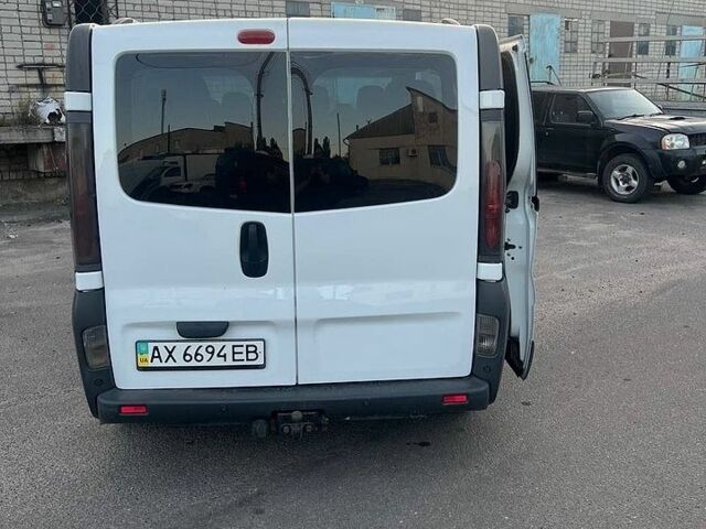 Білий Рено Трафік, об'ємом двигуна 1.9 л та пробігом 386 тис. км за 6900 $, фото 18 на Automoto.ua