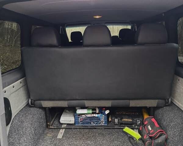 Белый Рено Трафик, объемом двигателя 1.9 л и пробегом 305 тыс. км за 8300 $, фото 15 на Automoto.ua