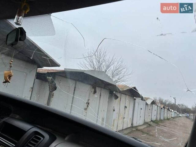 Белый Рено Трафик, объемом двигателя 0 л и пробегом 475 тыс. км за 5400 $, фото 25 на Automoto.ua