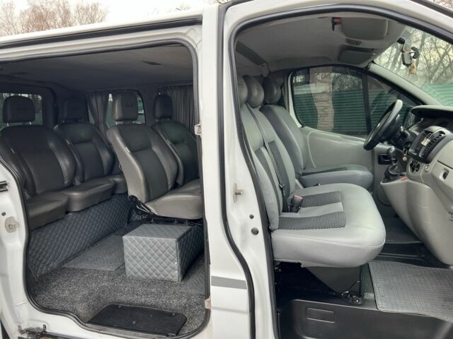 Білий Рено Трафік, об'ємом двигуна 1.9 л та пробігом 285 тис. км за 7350 $, фото 17 на Automoto.ua