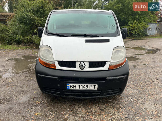 Білий Рено Трафік, об'ємом двигуна 1.87 л та пробігом 475 тис. км за 5500 $, фото 1 на Automoto.ua