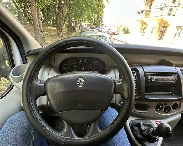 Белый Рено Трафик, объемом двигателя 1.87 л и пробегом 284 тыс. км за 7400 $, фото 20 на Automoto.ua