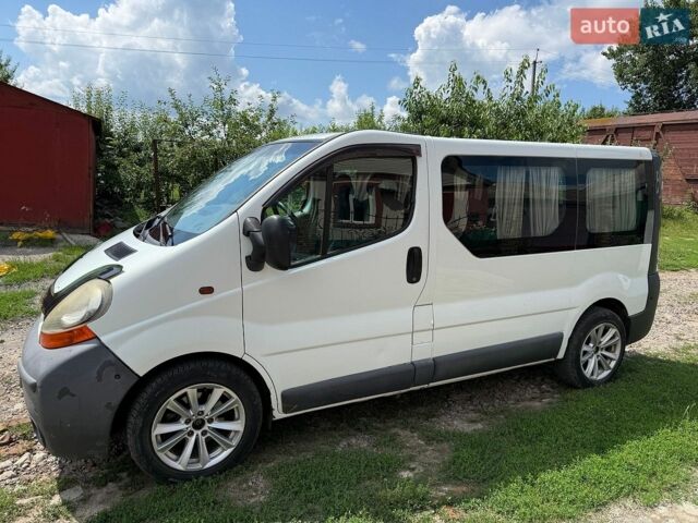 Белый Рено Трафик, объемом двигателя 1.87 л и пробегом 257 тыс. км за 5500 $, фото 3 на Automoto.ua
