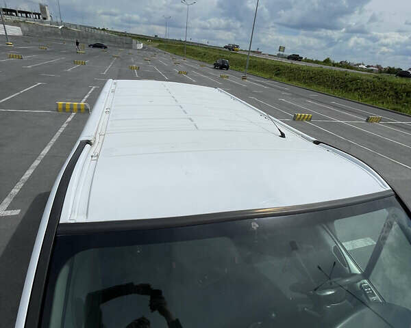 Білий Рено Трафік, об'ємом двигуна 1.9 л та пробігом 426 тис. км за 6300 $, фото 9 на Automoto.ua