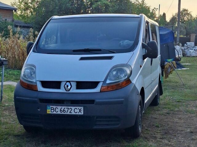 Белый Рено Трафик, объемом двигателя 1.9 л и пробегом 285 тыс. км за 7700 $, фото 8 на Automoto.ua