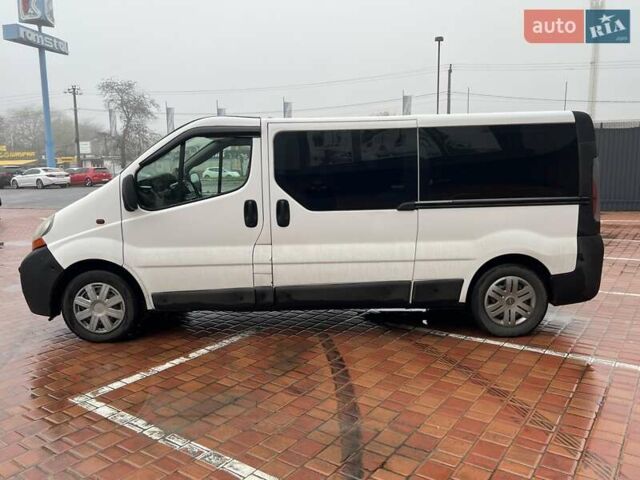 Белый Рено Трафик, объемом двигателя 1.9 л и пробегом 440 тыс. км за 5700 $, фото 7 на Automoto.ua