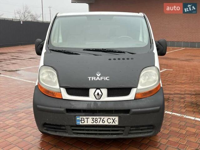 Белый Рено Трафик, объемом двигателя 1.9 л и пробегом 440 тыс. км за 5700 $, фото 5 на Automoto.ua