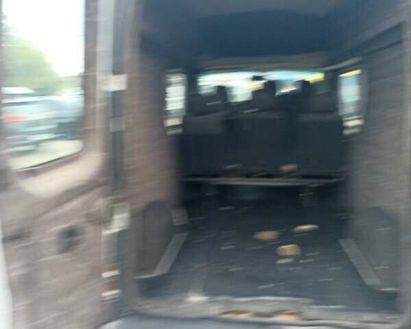 Белый Рено Трафик, объемом двигателя 2.5 л и пробегом 641 тыс. км за 6400 $, фото 1 на Automoto.ua