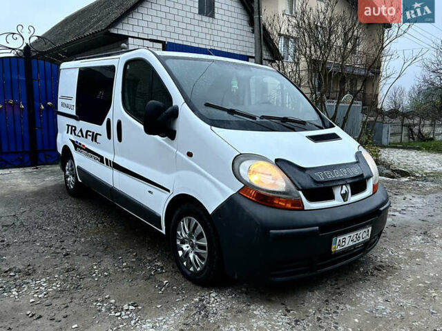 Білий Рено Трафік, об'ємом двигуна 1.9 л та пробігом 354 тис. км за 6500 $, фото 3 на Automoto.ua