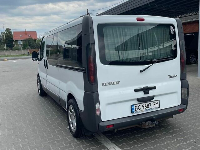 Белый Рено Трафик, объемом двигателя 1.87 л и пробегом 302 тыс. км за 7950 $, фото 14 на Automoto.ua