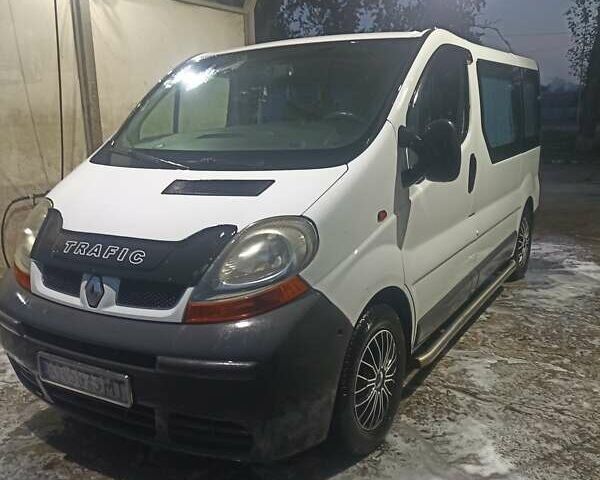 Білий Рено Трафік, об'ємом двигуна 1.87 л та пробігом 302 тис. км за 8800 $, фото 7 на Automoto.ua