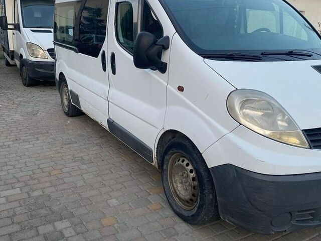 Білий Рено Трафік, об'ємом двигуна 2 л та пробігом 530 тис. км за 5200 $, фото 8 на Automoto.ua