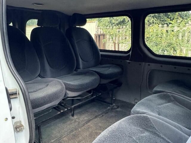 Білий Рено Трафік, об'ємом двигуна 1.9 л та пробігом 210 тис. км за 8500 $, фото 6 на Automoto.ua