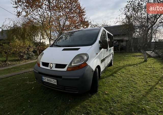 Білий Рено Трафік, об'ємом двигуна 1.9 л та пробігом 285 тис. км за 7500 $, фото 38 на Automoto.ua