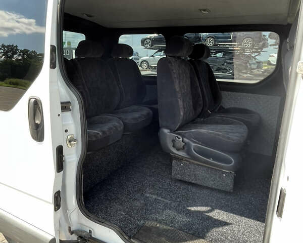 Белый Рено Трафик, объемом двигателя 1.87 л и пробегом 256 тыс. км за 6900 $, фото 17 на Automoto.ua