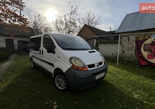 Білий Рено Трафік, об'ємом двигуна 1.9 л та пробігом 285 тис. км за 7500 $, фото 40 на Automoto.ua