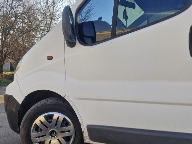 Белый Рено Трафик, объемом двигателя 2 л и пробегом 287 тыс. км за 8500 $, фото 8 на Automoto.ua