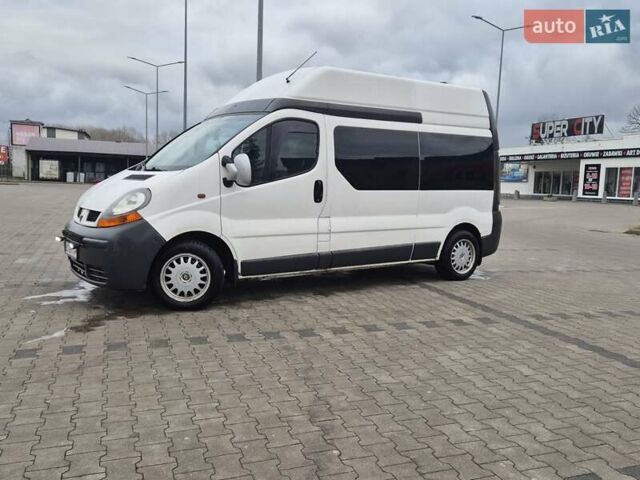 Белый Рено Трафик, объемом двигателя 1.87 л и пробегом 385 тыс. км за 7800 $, фото 4 на Automoto.ua