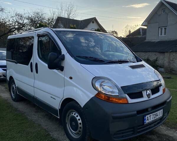 Белый Рено Трафик, объемом двигателя 1.87 л и пробегом 369 тыс. км за 7700 $, фото 24 на Automoto.ua