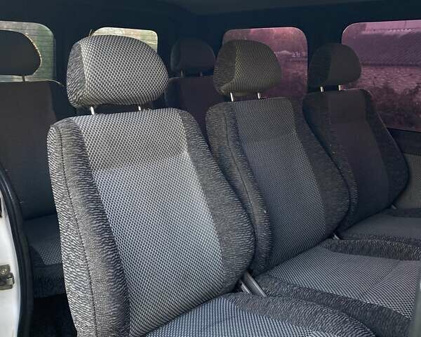 Белый Рено Трафик, объемом двигателя 1.87 л и пробегом 369 тыс. км за 7700 $, фото 13 на Automoto.ua