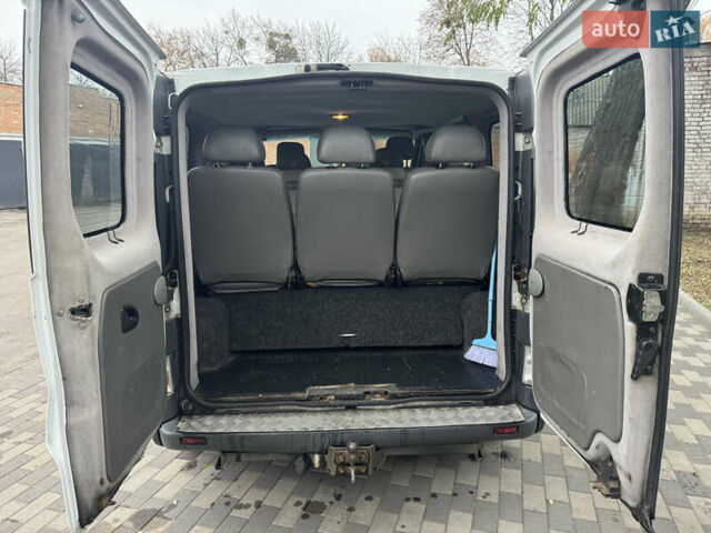 Белый Рено Трафик, объемом двигателя 1.87 л и пробегом 327 тыс. км за 7800 $, фото 27 на Automoto.ua