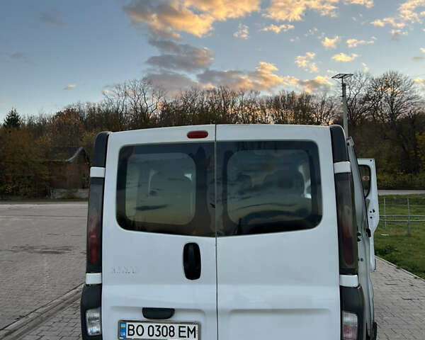 Рено Трафик 2006 в Тернополе на Automoto.ua Белый Рено Трафик, объемом двигателя 1.9 л и пробегом 390 тыс. км за 7000 $, фото 12 на Automoto.ua