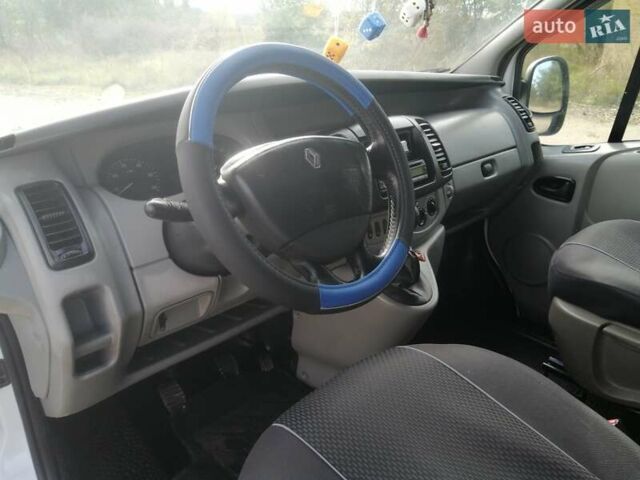 Рено Трафик 2006 в Ровно на Automoto.ua Белый Рено Трафик, объемом двигателя 1.87 л и пробегом 236 тыс. км за 7950 $, фото 14 на Automoto.ua