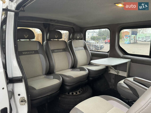 Белый Рено Трафик, объемом двигателя 1.87 л и пробегом 327 тыс. км за 7800 $, фото 25 на Automoto.ua