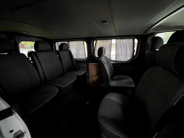 Рено Трафик 2006 в Александрие на Automoto.ua Белый Рено Трафик, объемом двигателя 1.9 л и пробегом 223 тыс. км за 6500 $, фото 6 на Automoto.ua