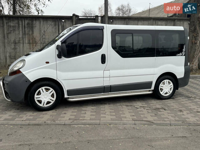 Белый Рено Трафик, объемом двигателя 1.87 л и пробегом 327 тыс. км за 7800 $, фото 6 на Automoto.ua