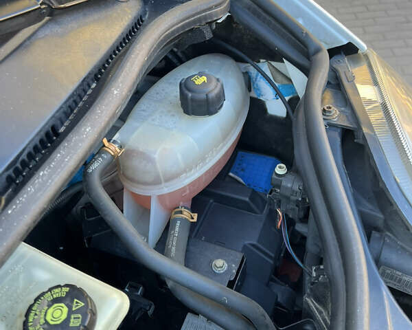 Білий Рено Трафік, об'ємом двигуна 2 л та пробігом 246 тис. км за 8299 $, фото 38 на Automoto.ua